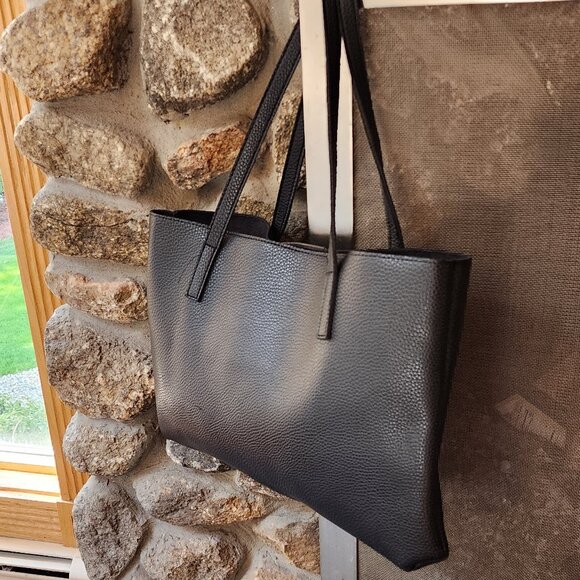 Vince Camuto Black/Gray Pebbled Leather Tote Bag - Picture 13 of 15